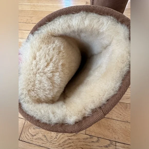 Chestnut color, size 7, worn twice maybe. Barely worn. - Picture 6 of 9